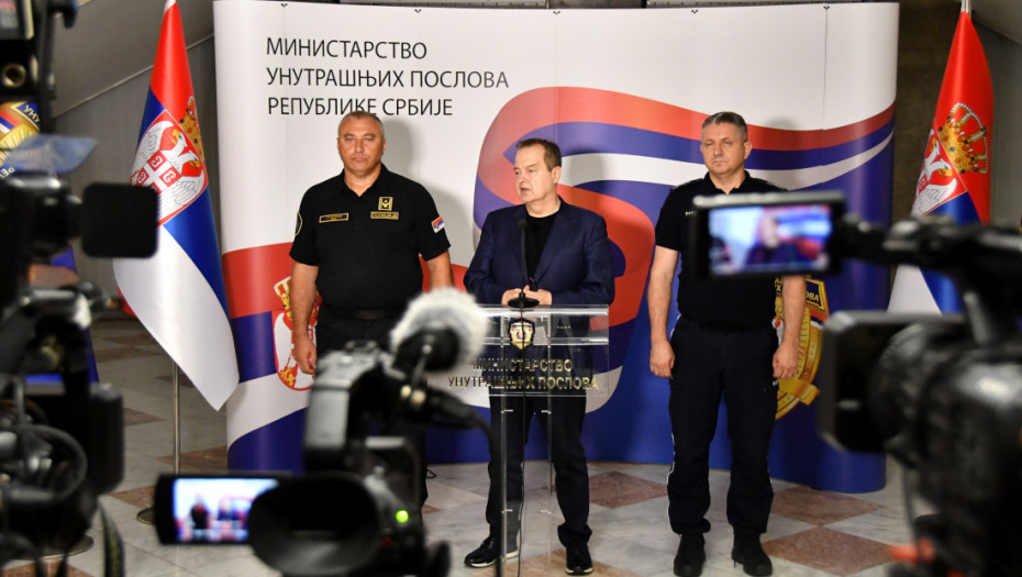 Dačić: Normalizovana situacija u Beogradu, povređena najmanje 42 policajca