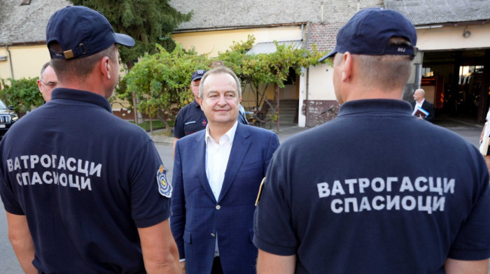 Dačić obišao PU u Subotici i Vatrogasno-spasilački bataljon, pohvalio pripadnike koji su spasili petoro ljudi ove godine
