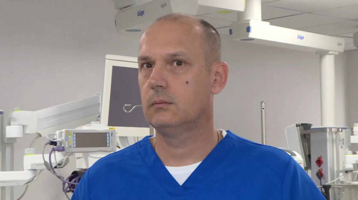Lončar: U bolnici u Valjevu su četiri lakše povređena demonstranta, laž je da je preminulo dete od 16 godina