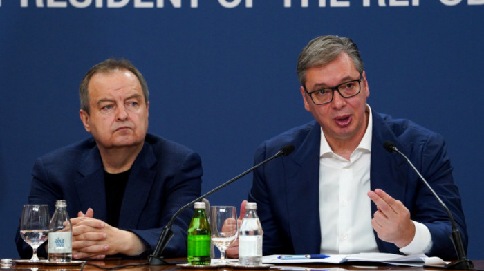 Vučić čestitao SPS-u 36. godišnjicu osnivanja