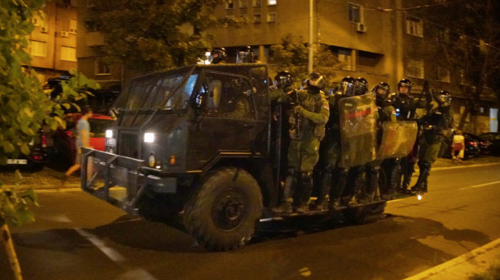 Uhapšeno 16 učesnika protesta u Beogradu