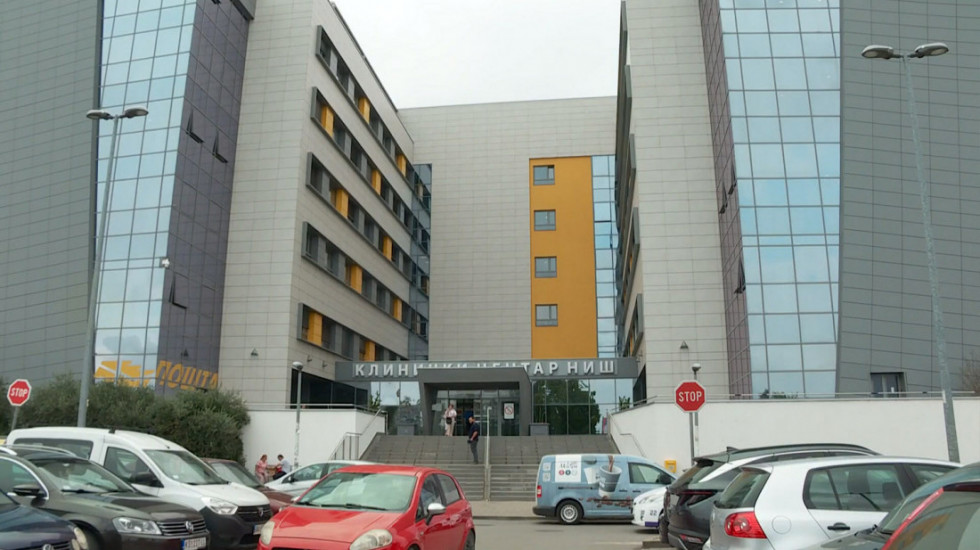 Niški Univerzitetski klinički centar raspisao oglas za prijem 68 zdravstvenih radnika