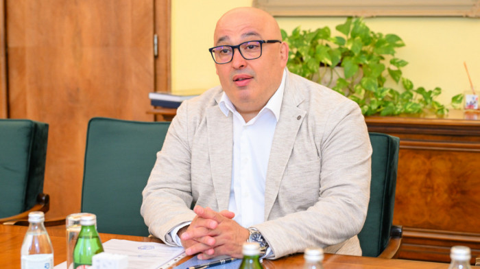 Drid: Ostajem na fakultetu dok ne obezbedim zgradu, fakultet mora da se sredi za ispite