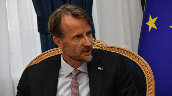 Ambasador Bekerat sa Starovićem: Nadamo se uspešnoj saradnji Srbije i EU