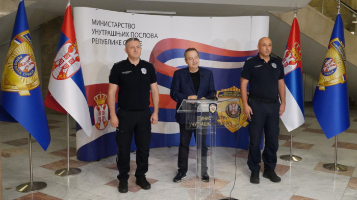 "Policija danas nije imala posla, sve je prošlo bez incidenata": Dačić o skupovima protiv blokada širom Srbije