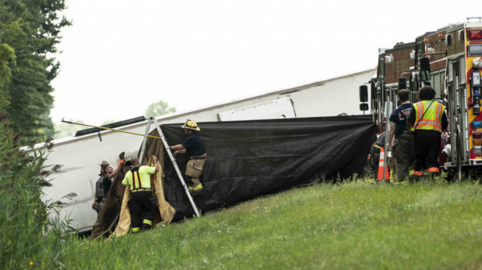Tragedija u Njujorku: Prevrnuo se autobus sa 54 osobe, ima više poginulih