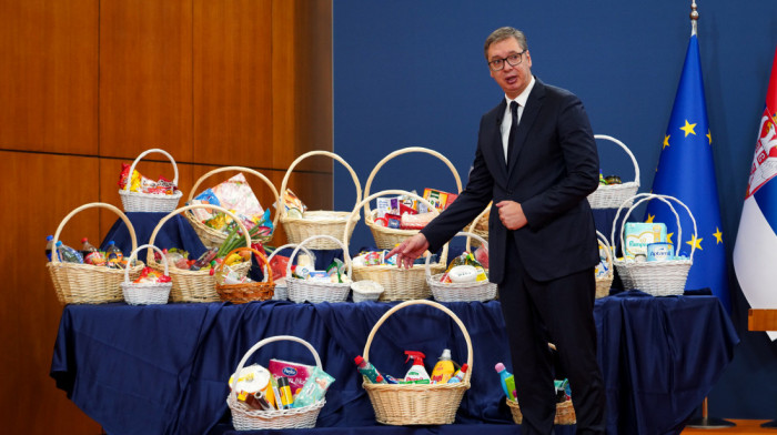 Vučić predstavlja set ekonomskih mera: Značajno smanjenje marži za 23 grupe proizvoda, biće maksimalno 20 odsto