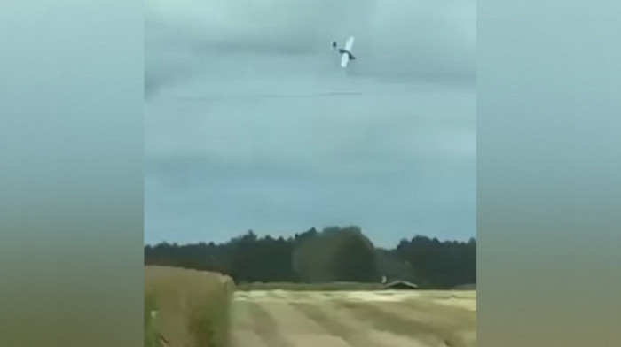 Tragedija u Poljskoj: Avion se srušio kod stambenih zgrada, poginule dve osobe