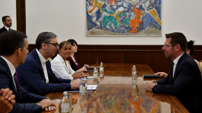 Vučić sa Svolvelom: Srbija opredeljena za razvoj saradnje sa SAD