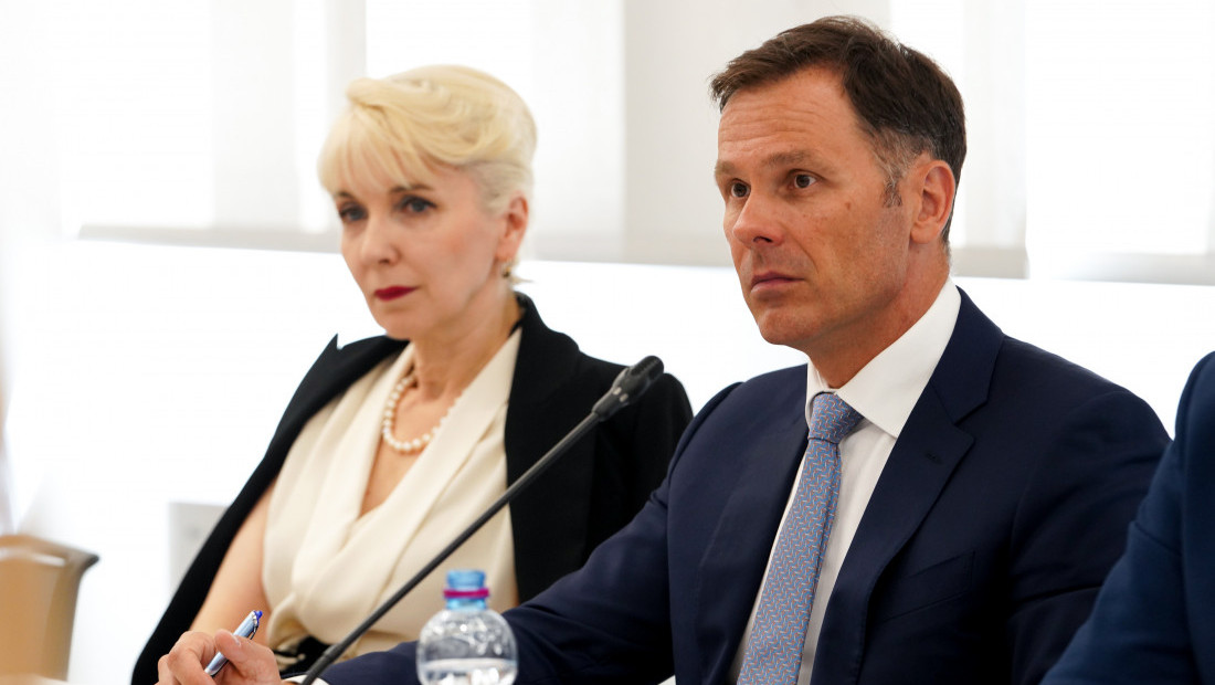 Mali sa izvođačima radova u Surčinu: Radovi u skladu sa zacrtanim rokovima
