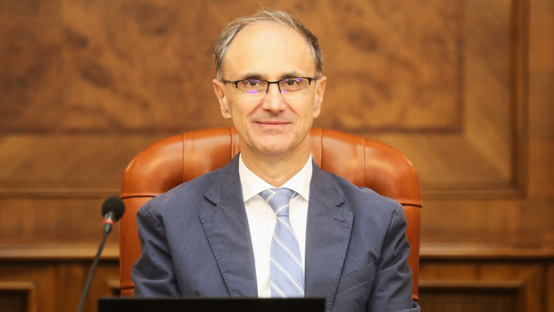 Macut: Zakon o legalizaciji danas na dnevnom redu Vlade, usvajanje na jesenjem zasedanju skupštine