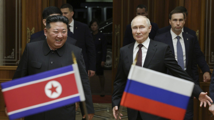 Kremlj: Rusija razrađuje mogućnost sastanka Putina i Kim Džong Una u Kini