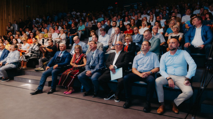 Osnovan Institut za akademsko delovanje, za predsednika izabran Patrik Drid