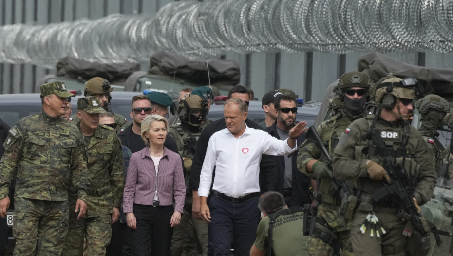 Tusk i Fon der Lajen posetili poljsko-belorusku granicu uprkos upozorenjima: EU mora zaštititi svoje granice