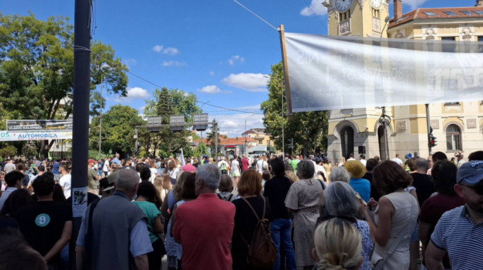 Protest niških studenata u blokadi: Predati zahtevi rektoru