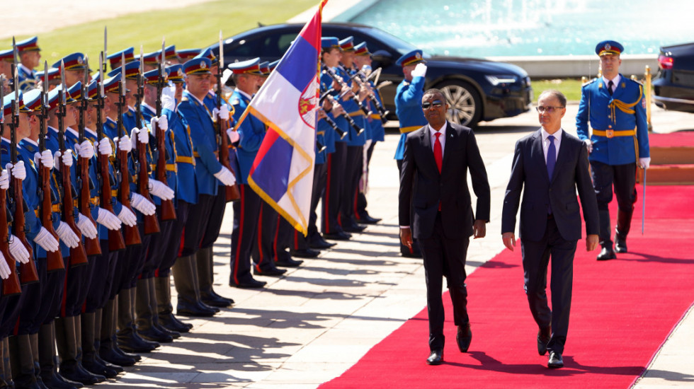 Macut uz državne počasti dočekao predsednika vlade Somalije Barea u Beogradu
