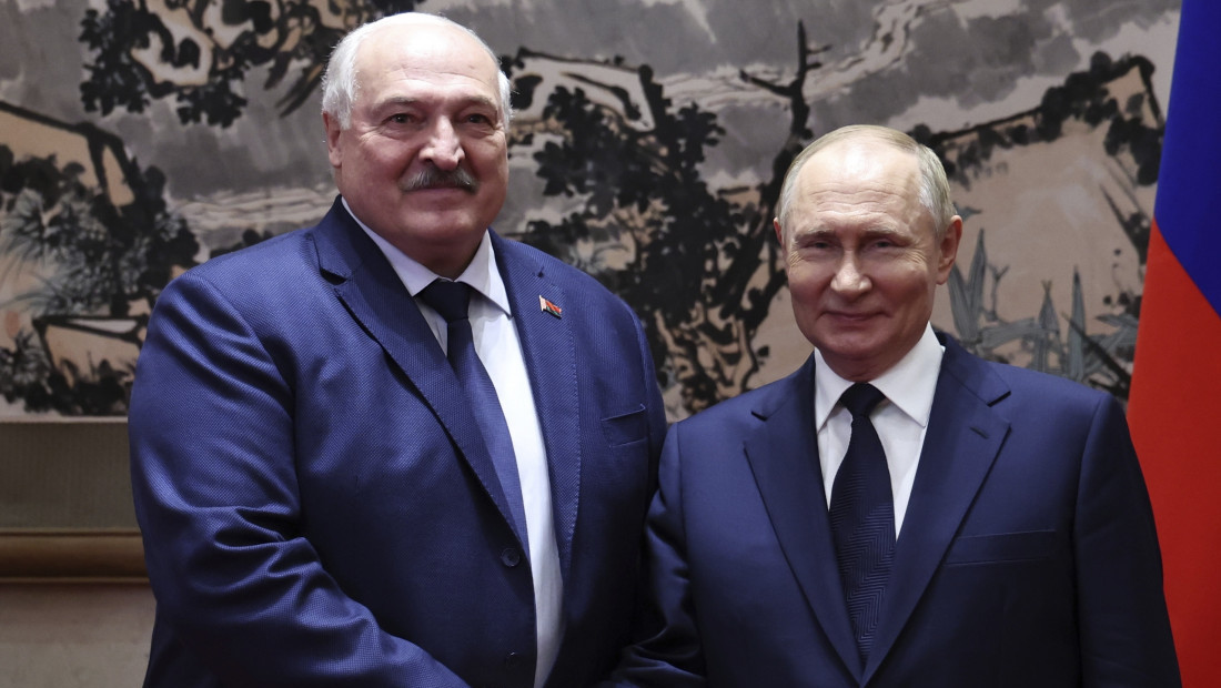 Putin i Lukašenko se sastali u Pekingu: Gde god da se sretnemo, uvek ćemo naći nešto o čemu ćemo razgovarati