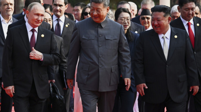 Seul pažljivo posmatra događaje u Pekingu: Prvi put tri lidera na istom mestu - Putin, Si Đinping i Kim Džong Un