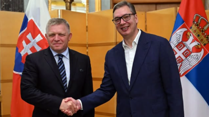 Vučić se sastao sa Ficom u Pekingu
