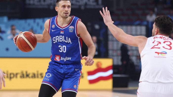 Aleksa Avramović nije teže povređen! Sjajna vest iz Rige, pred nastavak Eurobasketa