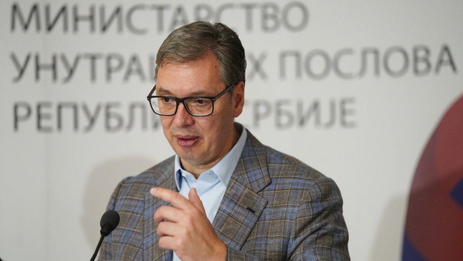 Vučić: U Novom Sadu povređeno 11 policajaca, uhapšeno više lica