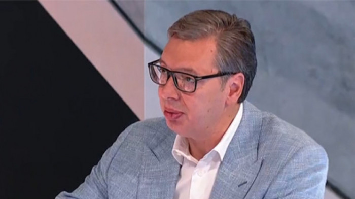 Vučić o regionalnim vojnim savezima: "Formiraju se višeslojne osovine protiv Srbije, moramo jačati vojsku"