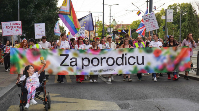 Studenti u blokadi Filološkog i Filozofskog fakulteta izrazili podršku Paradi ponosa i LGBTQ+ zajednici