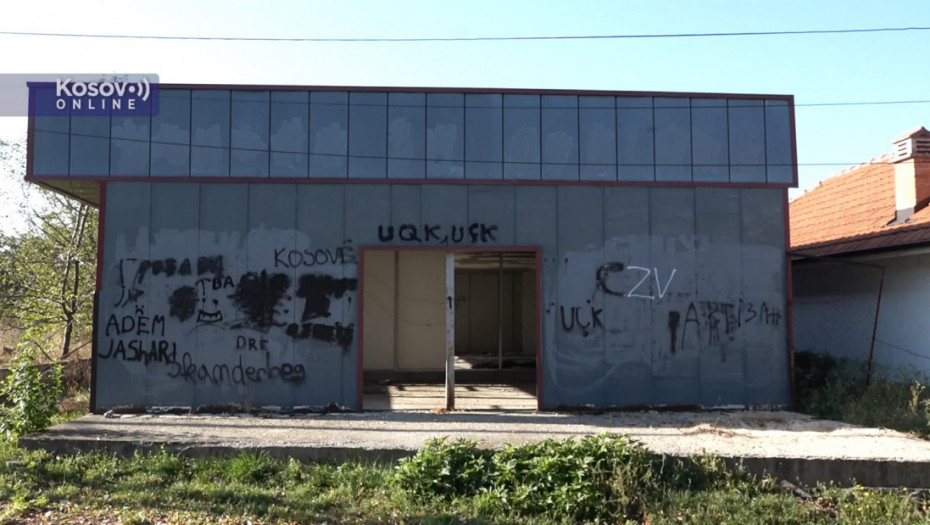 Novi incident na KiM: Grafiti tzv. OVK i ime Adema Jašarija ispisani kod Kosova Polja
