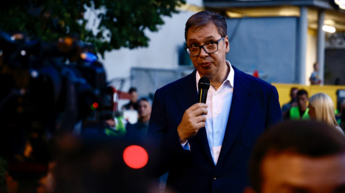 Borča dobija kolektore i kanalizaciju: Vučić najavio nove infrastrukturne projekte na levoj obali Dunava