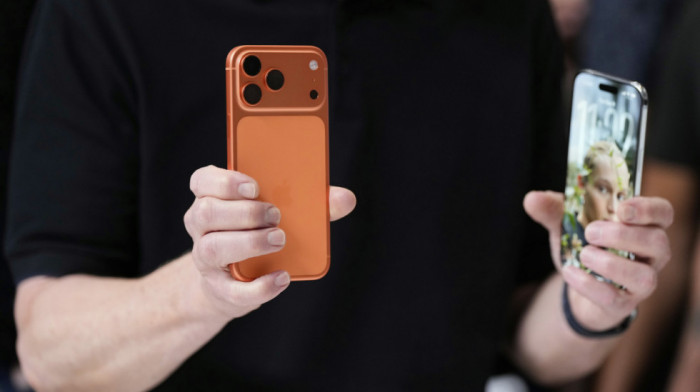Apple sutra predstavlja nove uređaje: Stiže ajfon na preklop, moćna veštačka inteligencija, ali i više cene