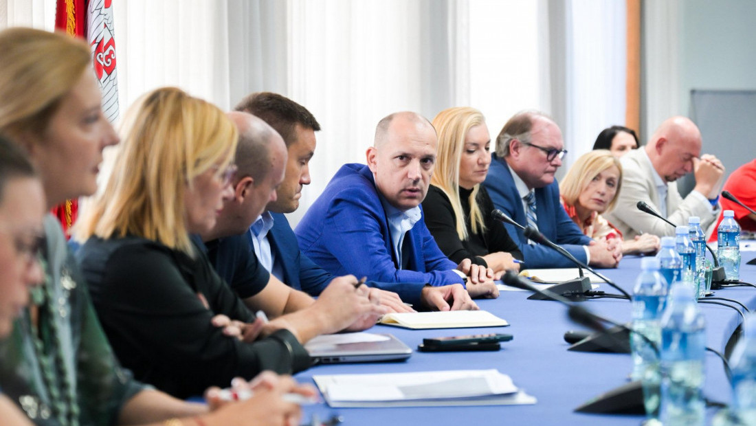 Srbija pokreće sveobuhvatan skrining raka dojke - Lončar traži dnevne izveštaje