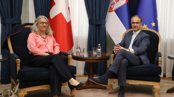 Premijer Macut sa ambasadorkom Švajcarske o dijalogu, smirivanju tenzija i unapređenju saradnje