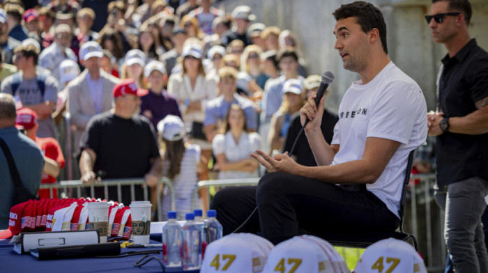 Suđenje za ubistvo Čarlija Kirka: Sudija naložio objavljivanje transkripata sa zatvorenog sastanka