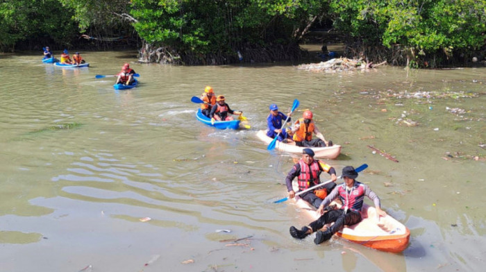 Obilne kiše izazvale poplave i klizišta, najmanje 18 mrtvih u Indiji, 47 u Nepalu