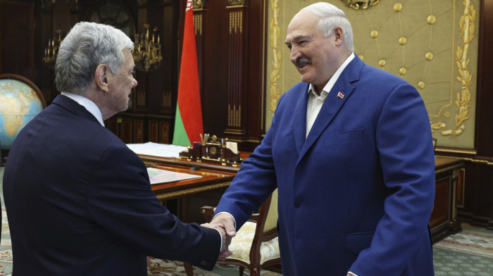 Kol nakon razgovora sa Lukašenkom: SAD ukidaju sankcije na beloruski kalijum