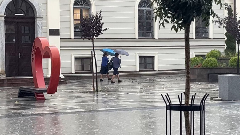 RHMZ: Kiša i gmrljavina iz Vojvodine tokom noći premestiće se i u druge delove Srbije, od četvrtka ponovo toplo