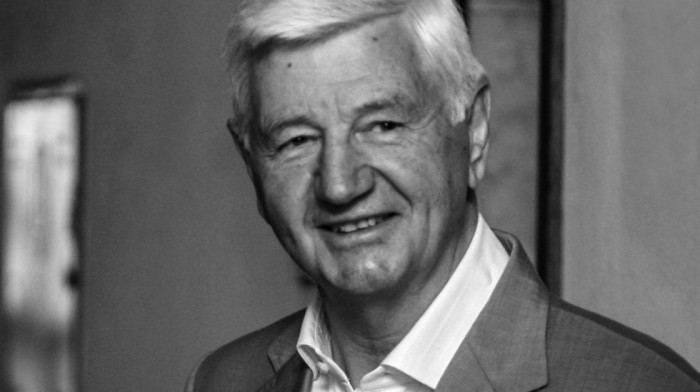 Preminuo Prvoslav Davinić, bivši ministar odbrane SCG i član stranke G17+
