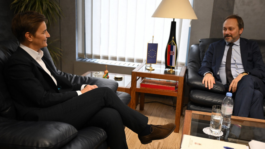 Brnabić: Zadovljstvo razgovarati sa Žiofreom, poznaje Srbiju i njen evropski put