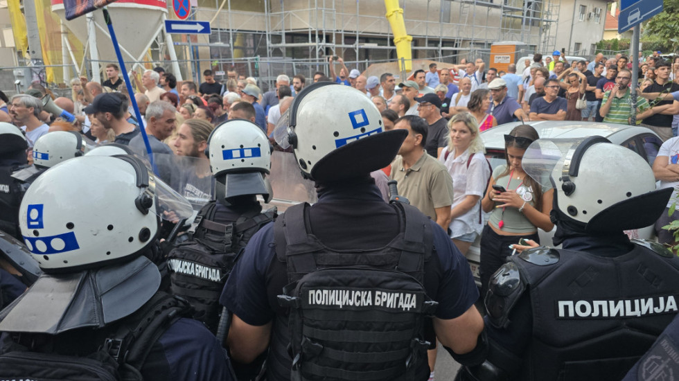 Spoljno-obaveštajna služba Rusije: Evropska unija priprema Majdan u Srbiji