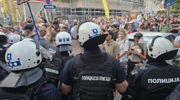 Spoljno-obaveštajna služba Rusije: Evropska unija priprema Majdan u Srbiji