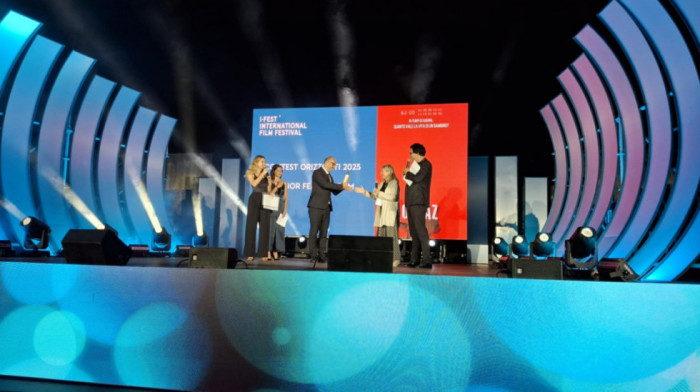 Tri nagrade za srpsku manjinsku koprodukciju "Obraz" reditelja Nikole Vukčevića na festivalima u Italiji i Rusiji
