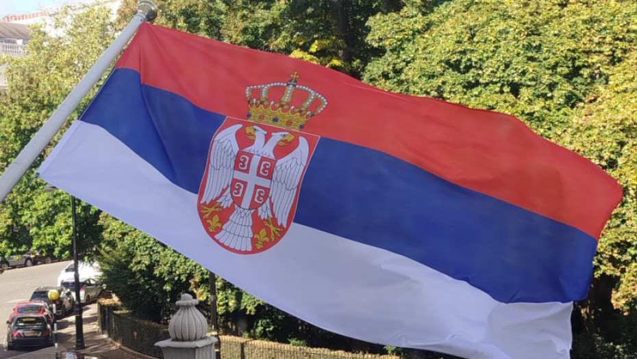 Proslava Dana srpskog jedinstva i u Federaciji BiH: U Drvaru razvijena trobojka duga 50 metara