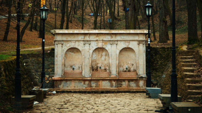 Beograd ima 34 javne česme sa izvorskom vodom, ali voda iz njih najčešće nije bezbedna za piće