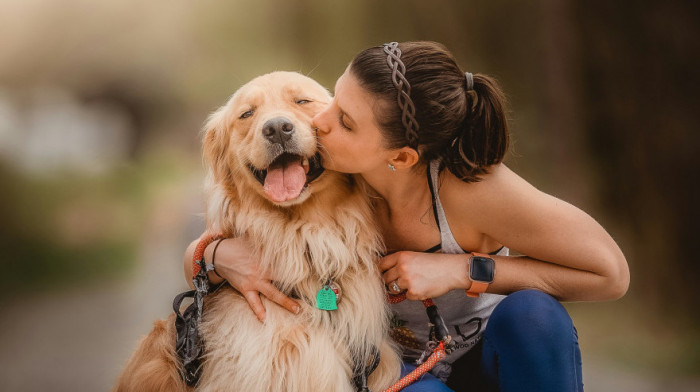Da li vas pas zaista voli? Ovih pet znakova otkrivaju istinu