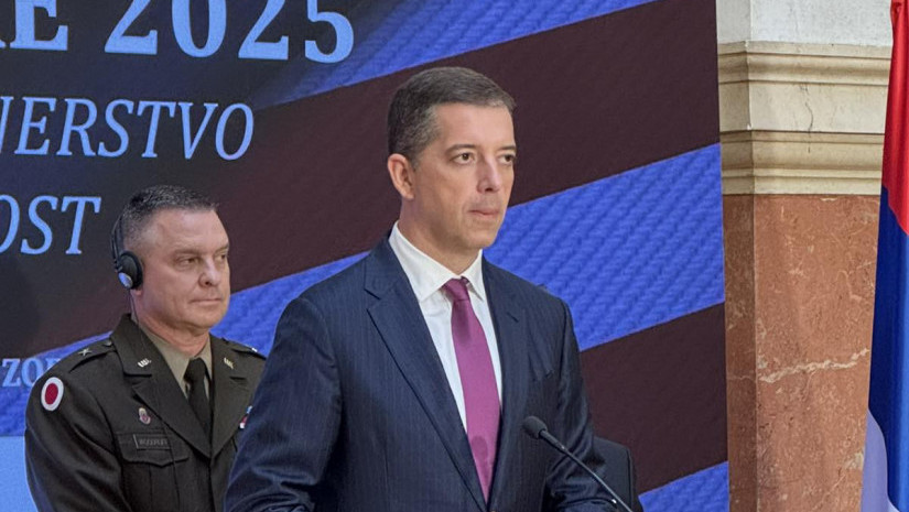 Đurić: Srbija neprekidno pod pritiskom da odustane od nezavisnog kursa