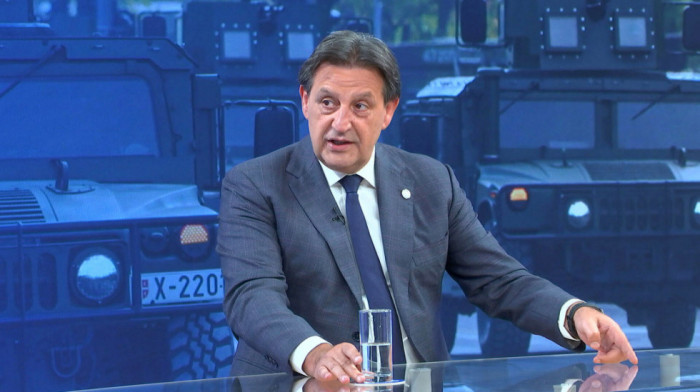 Gašić o napadu ispred Skupštine: Ovo je linija koja deli dobro i zlo
