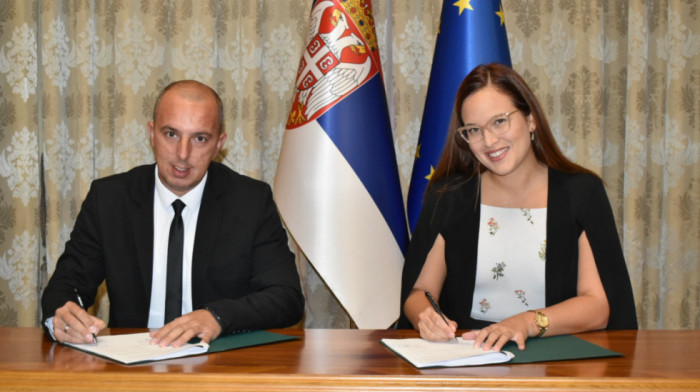 Zaštita životne sredine u Svrljigu i Prijepolju: Ministarka Pavkov potpisala ugovore vredne 90 miliona dinara