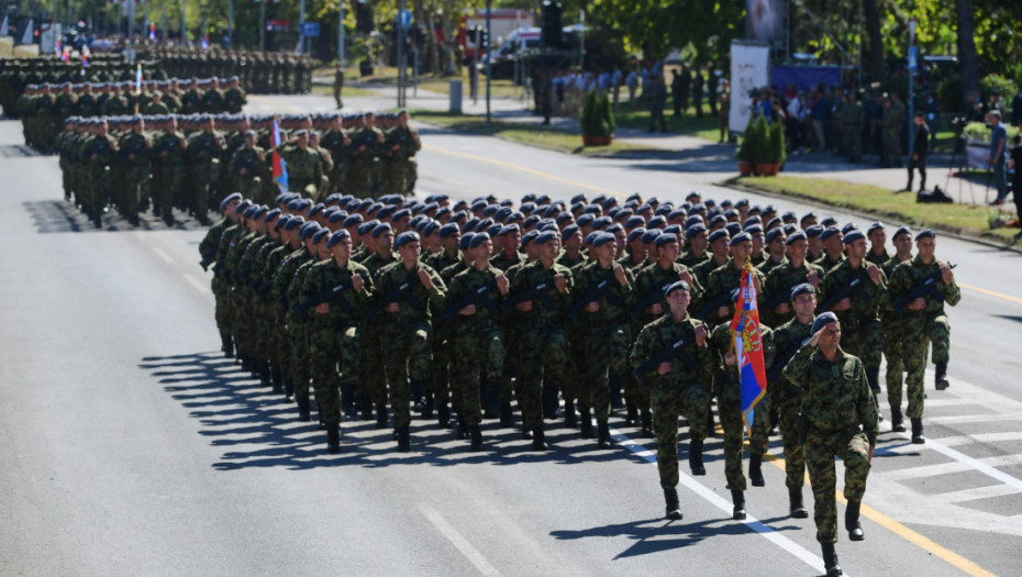 Pripreme za Dan srpskog jedinstva: Održana generalna proba vojne parade u prisustvu Gašića i Mojsilovića