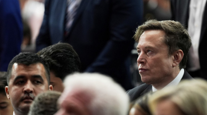 Evropska unija pokrenila istragu protiv platforme X, zbog seksualizovanih slika Groka