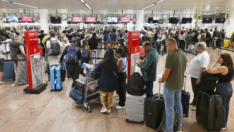 Nekoliko evropskih aerodroma se oporavlja nakon sajber napada, letovi i dalje kasne